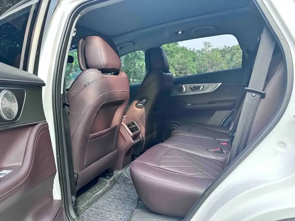 Chery Tiggo 8 PLUS — фото 4