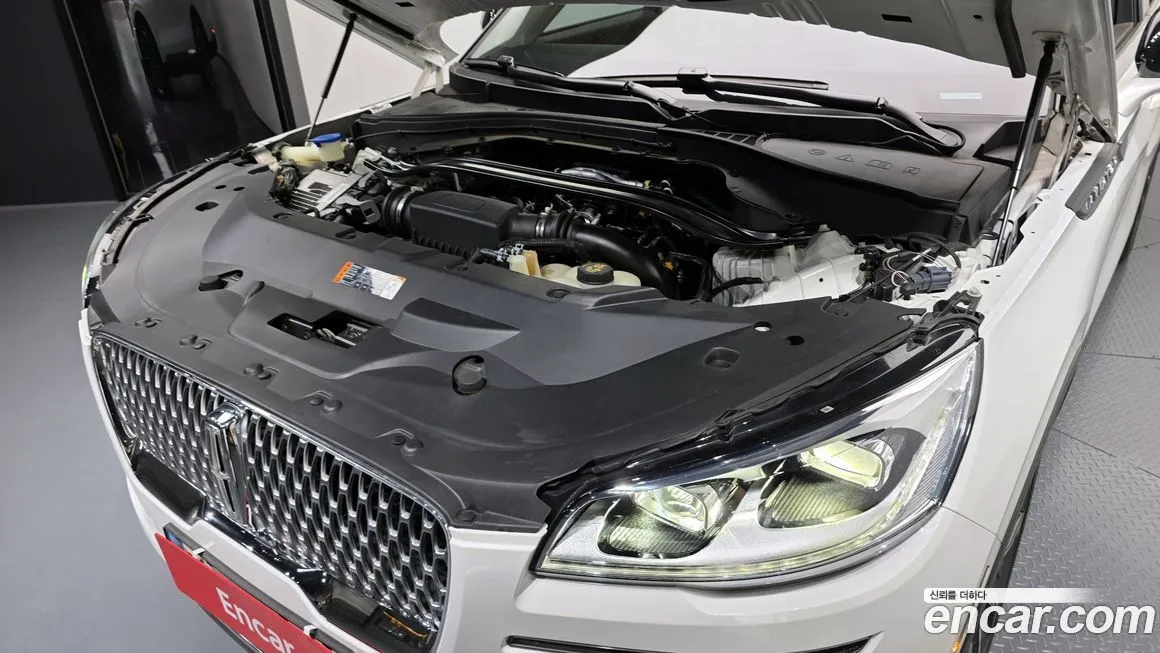Lincoln Aviator — фото 10