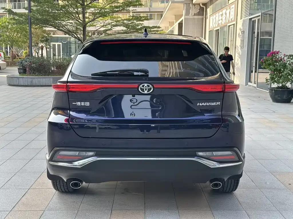 Toyota Harrier — фото 5