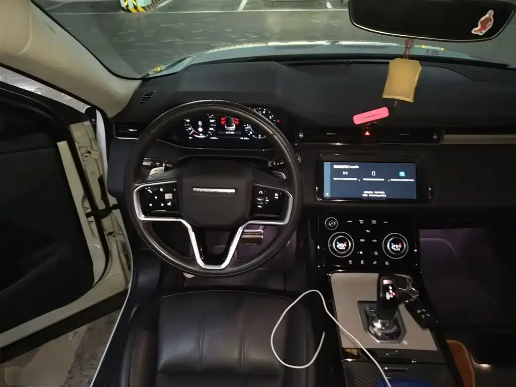 Land Rover Evoque — фото 10