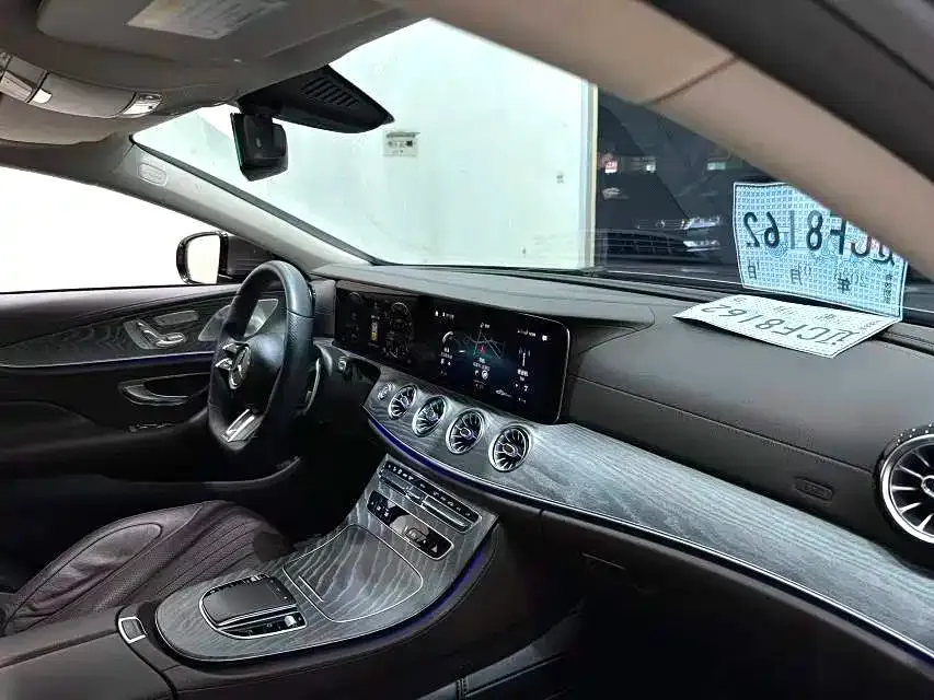 Mercedes-Benz CLS — фото 2