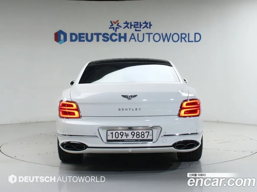 Bentley Flying Spur — фото 3