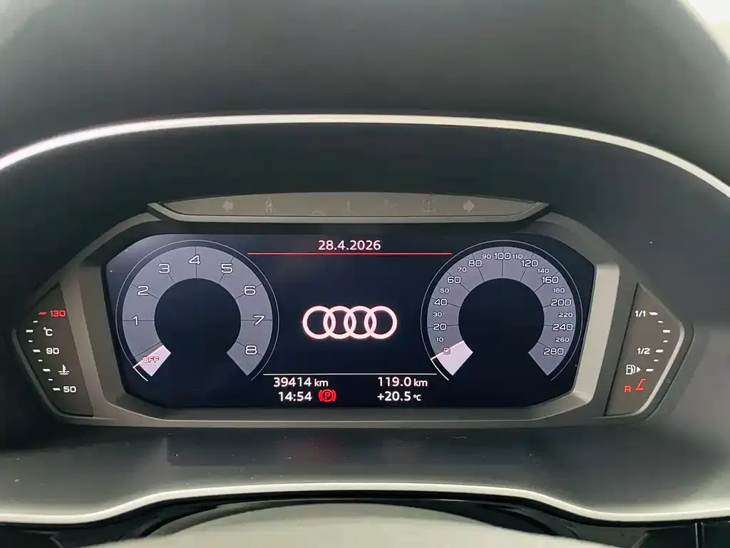Audi Q3 — фото 3