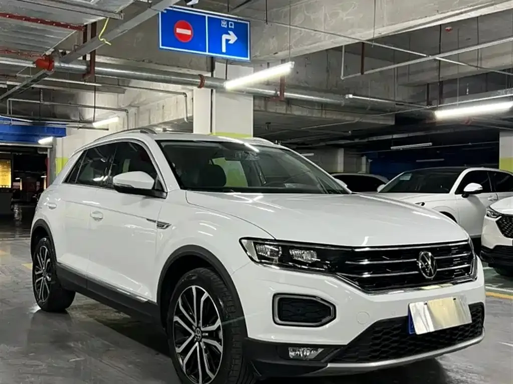 Volkswagen T-Roc — фото 2
