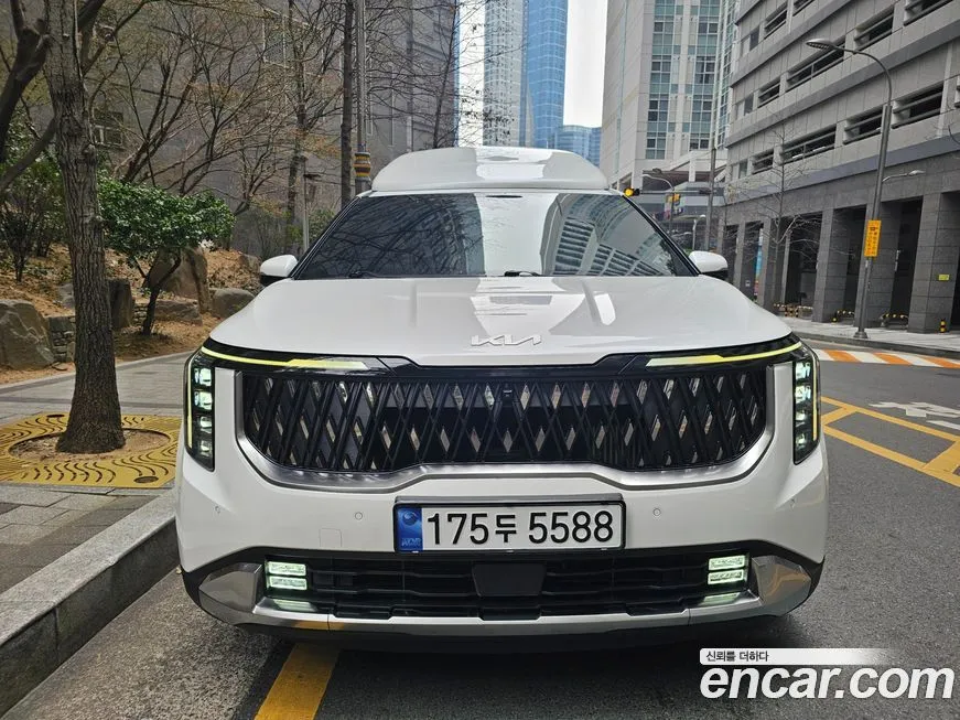 Kia Carnival — фото 10