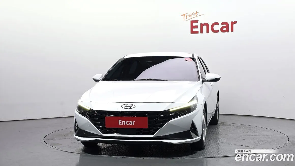 Hyundai AVANTE — фото 2