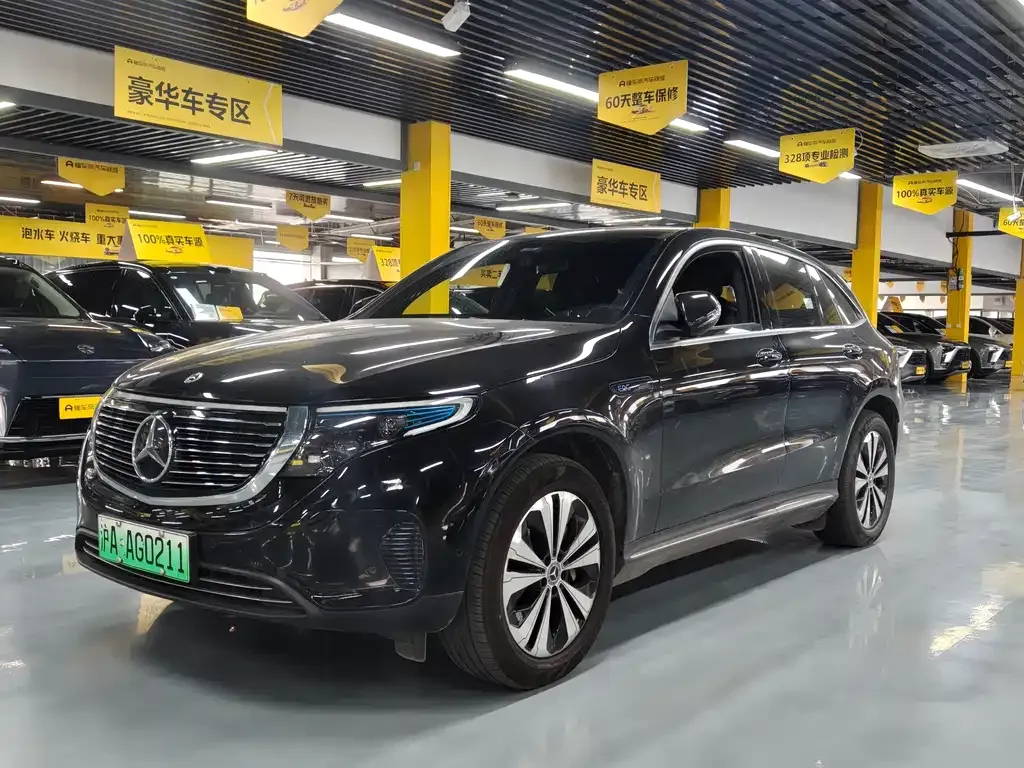 Mercedes-Benz EQC — фото 1