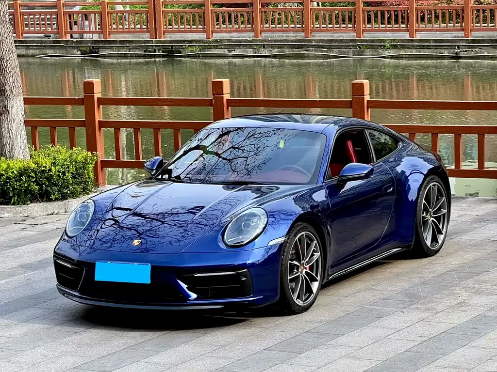 Porsche 911 — фото 1
