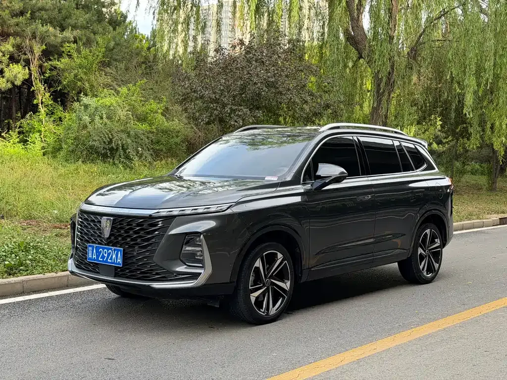 Roewe RX5 MAX — фото 1