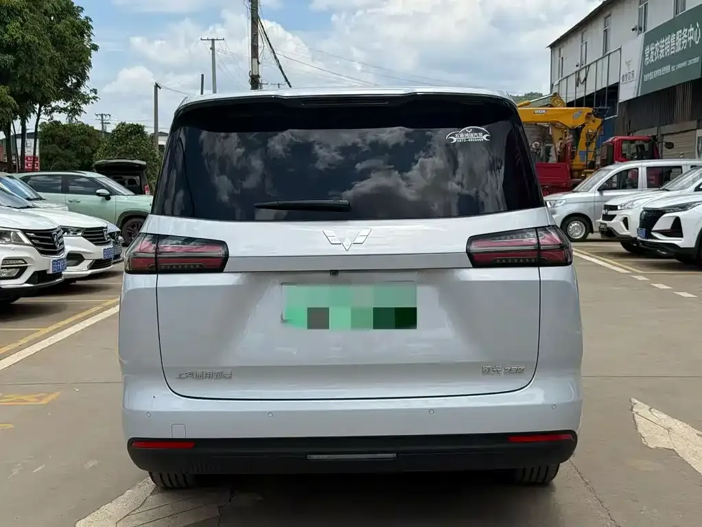 Wuling Starlight 730 New Energy — фото 6