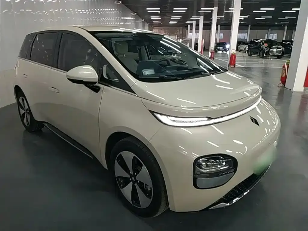 Baojun Yunduo — фото 8