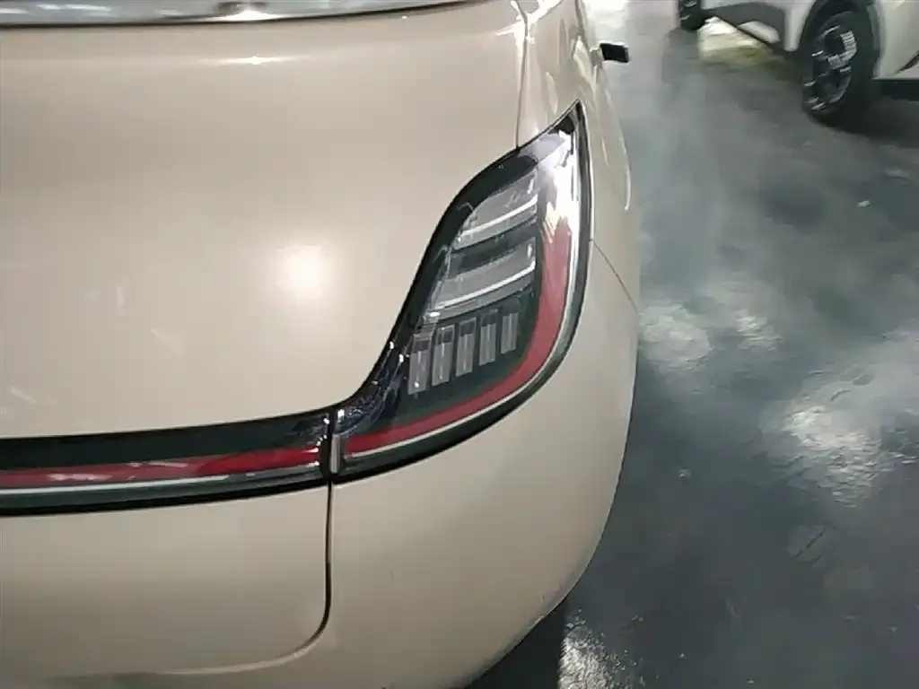 Baojun Yunduo — фото 6