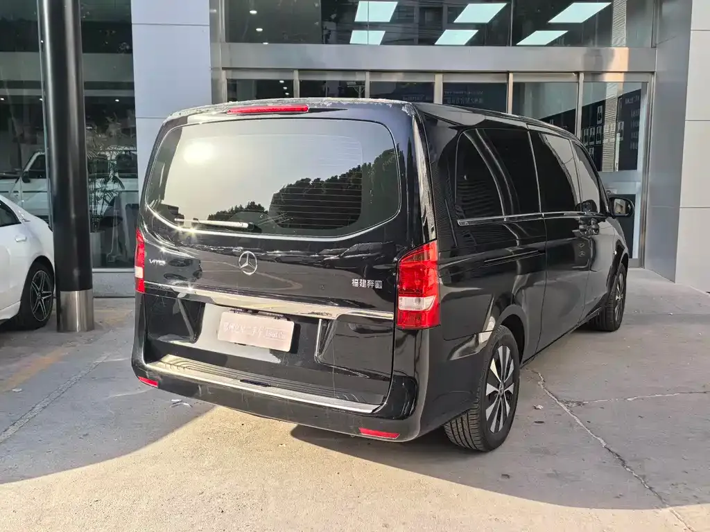 Mercedes-Benz Vito — фото 6