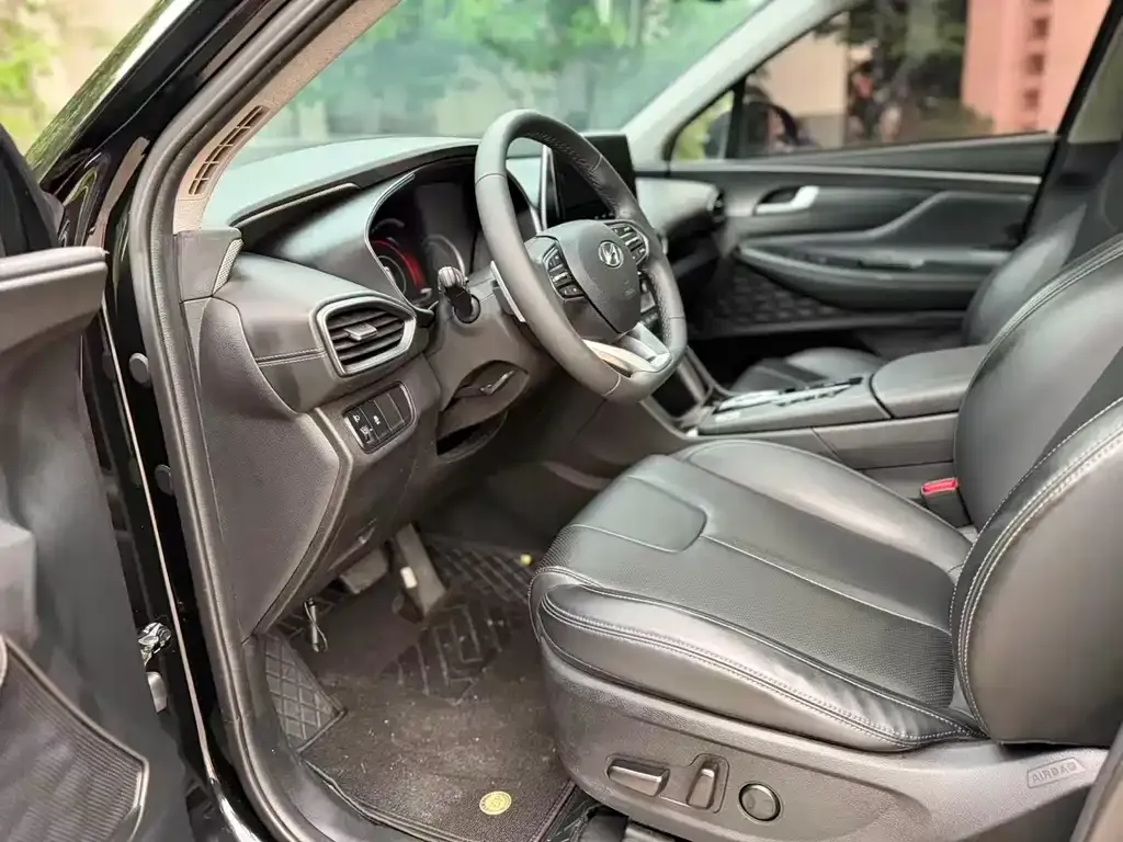 Hyundai Santa Fe — фото 2