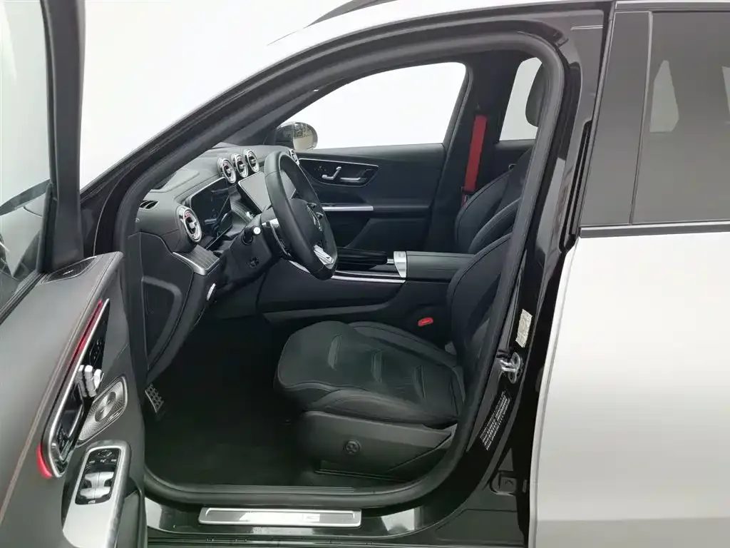Mercedes-Benz GLC AMG — фото 9