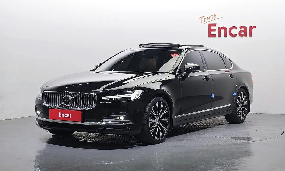 Volvo S90 — фото 1