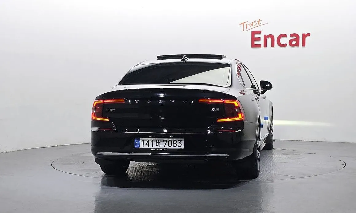 Volvo S90 — фото 4