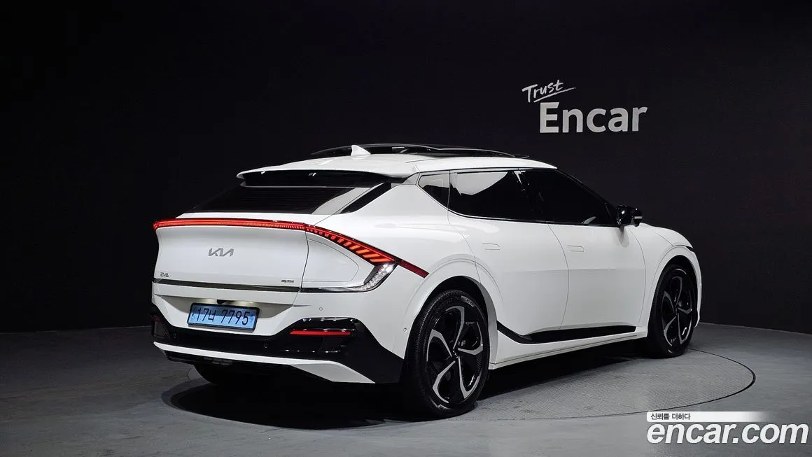 Kia EV6 — фото 2