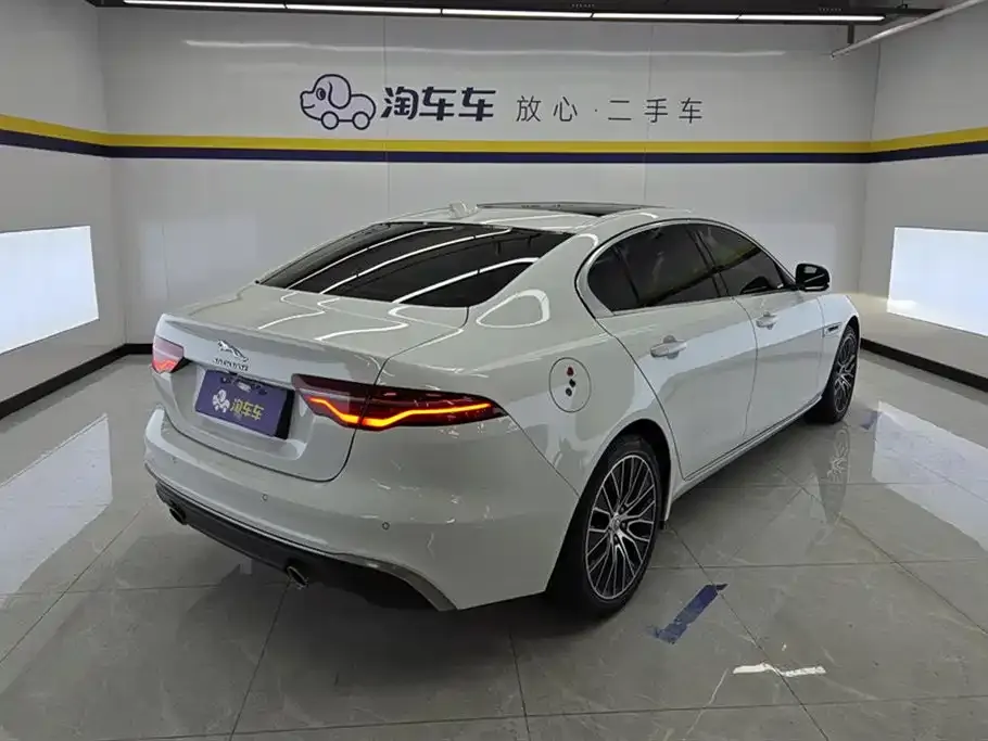 Jaguar XEL — фото 9
