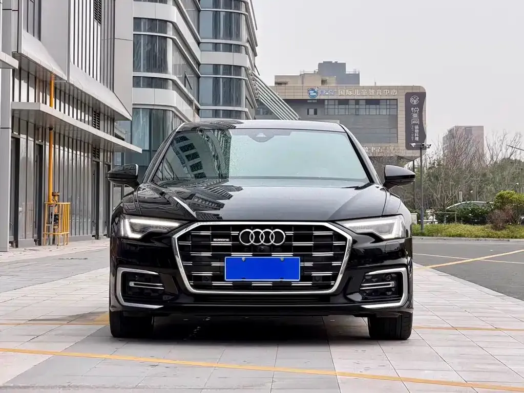 Audi A6L — фото 4