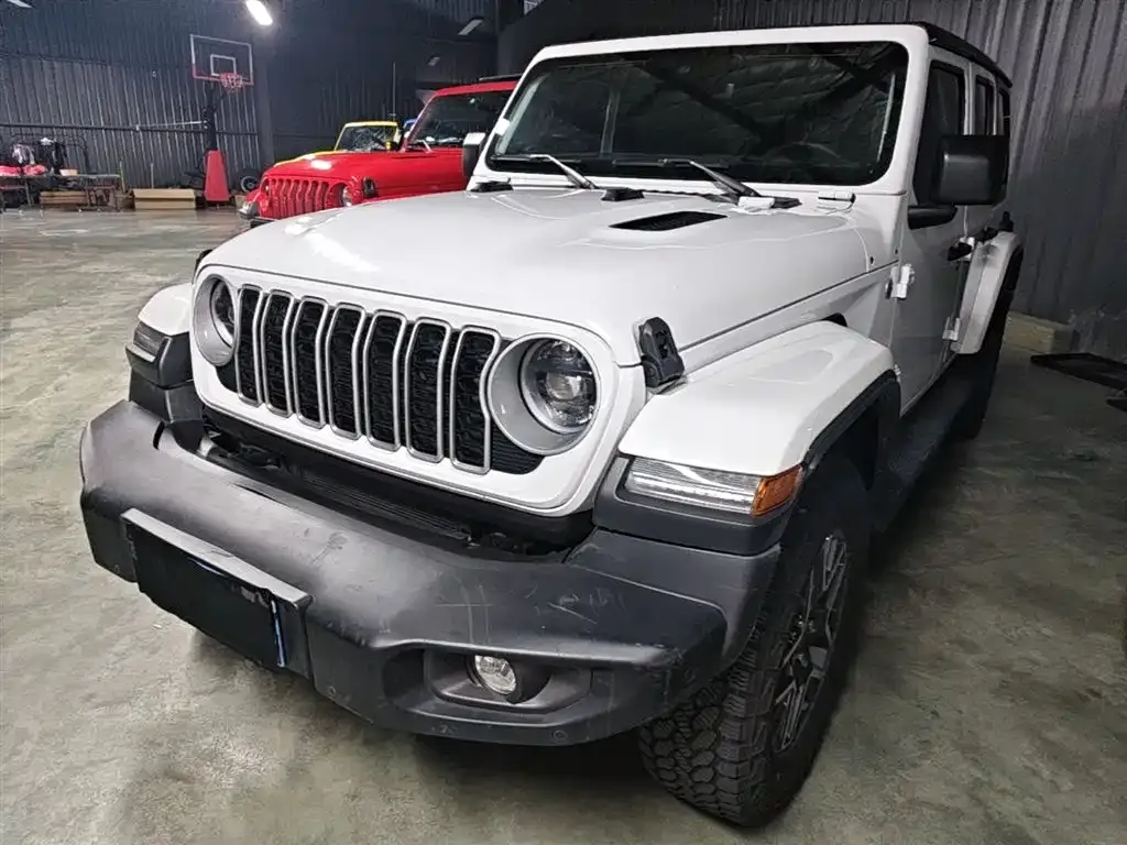 Jeep Wrangler — фото 9