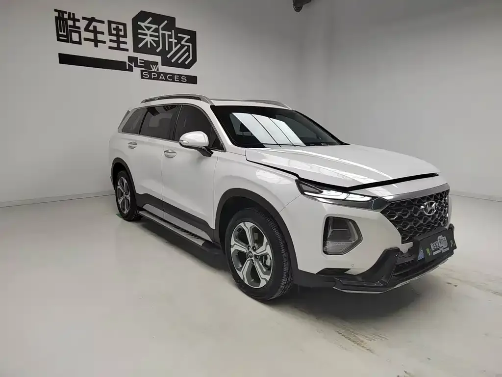 Hyundai Santa Fe — фото 3