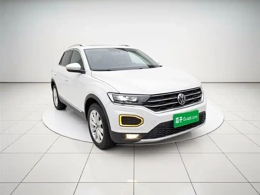 Volkswagen T-Roc — фото 3