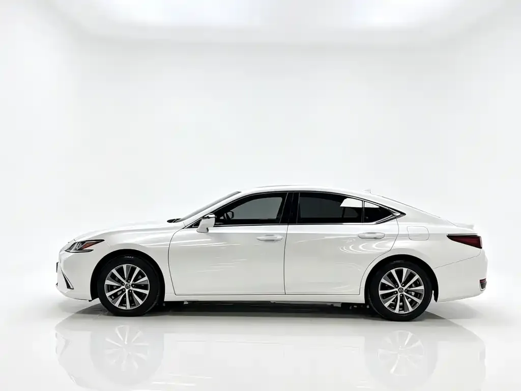 Lexus ES — фото 3