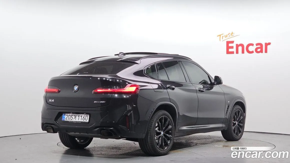 BMW X4 — фото 4