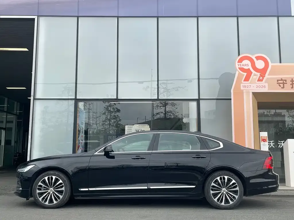Volvo S90 — фото 4