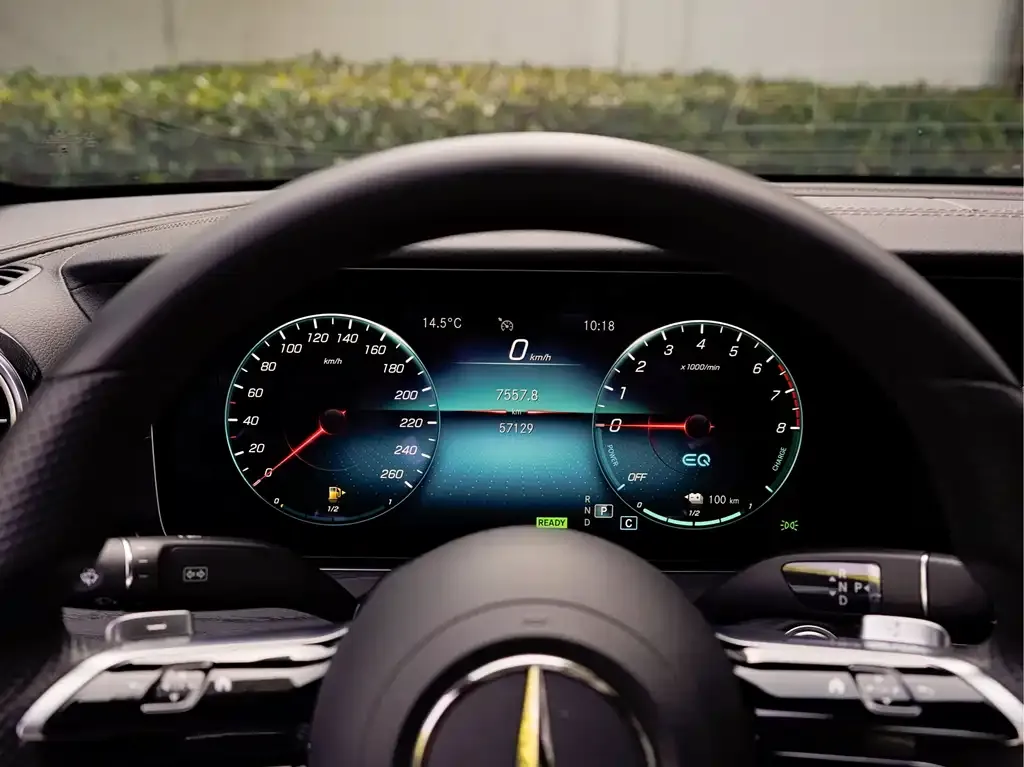 Mercedes-Benz E-Class New Energy — фото 4