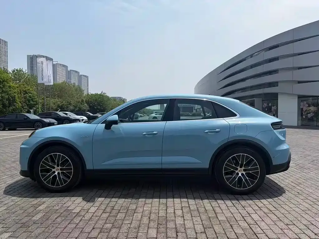 Porsche Macan EV — фото 3