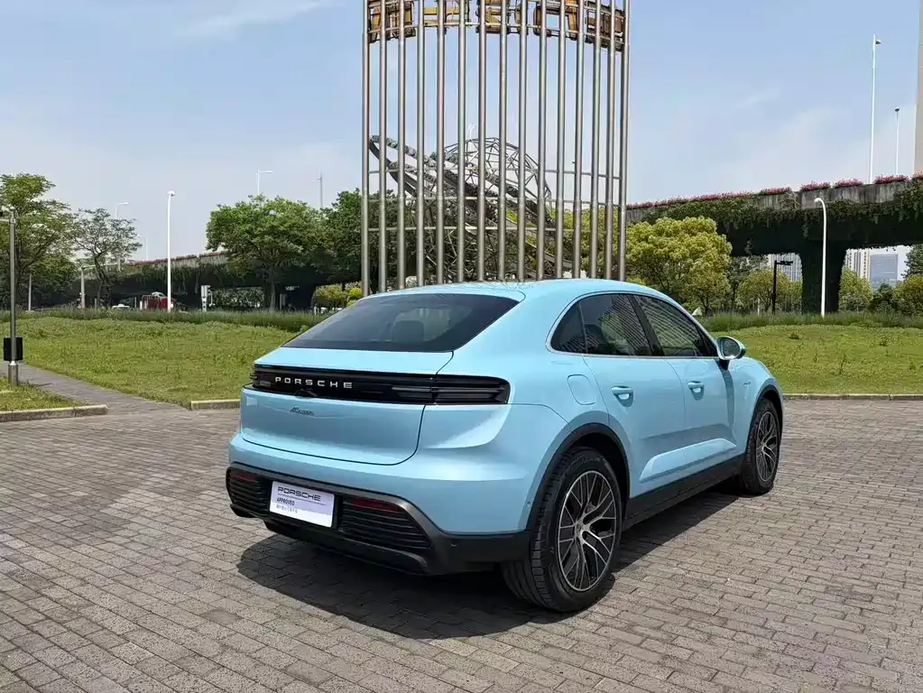 Porsche Macan EV — фото 6