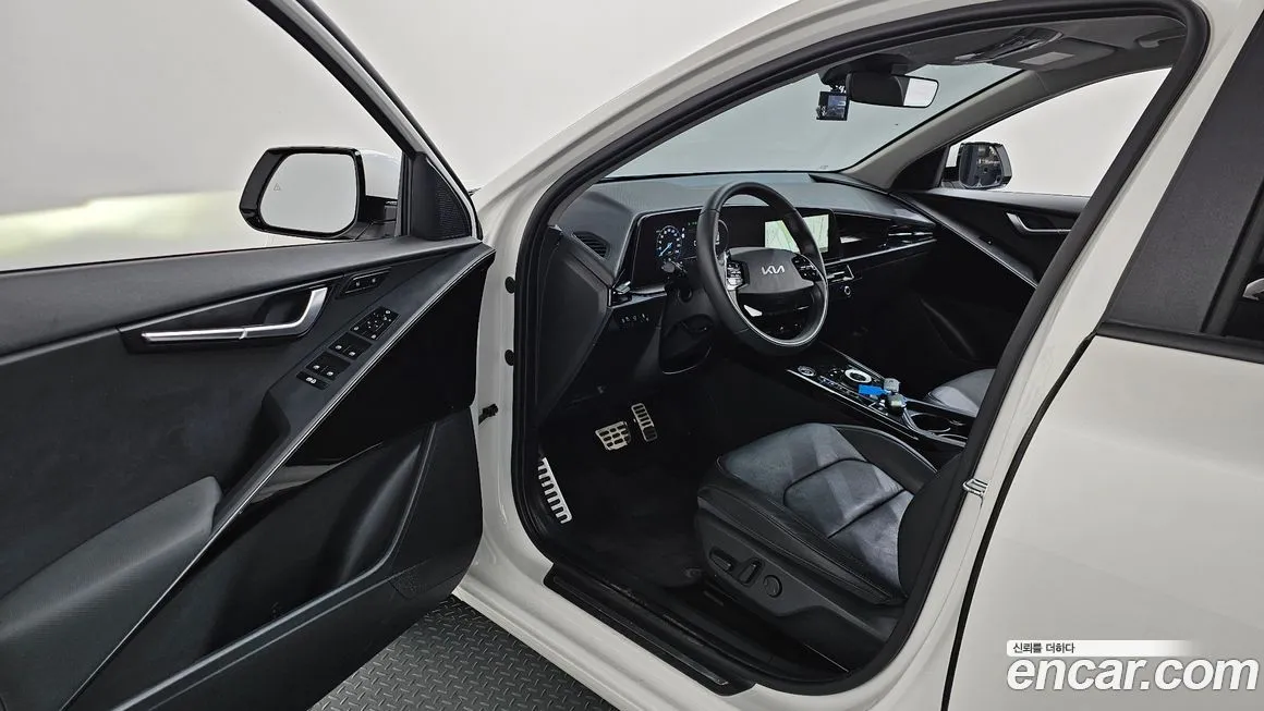 Kia Niro — фото 3