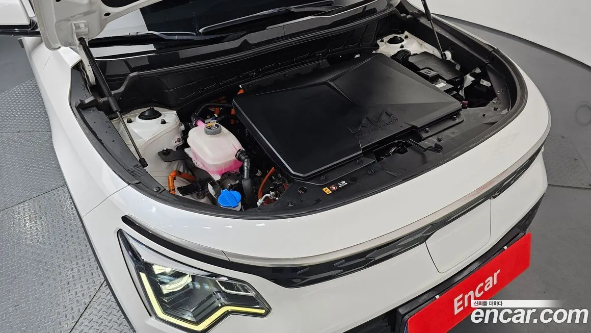 Kia Niro — фото 10