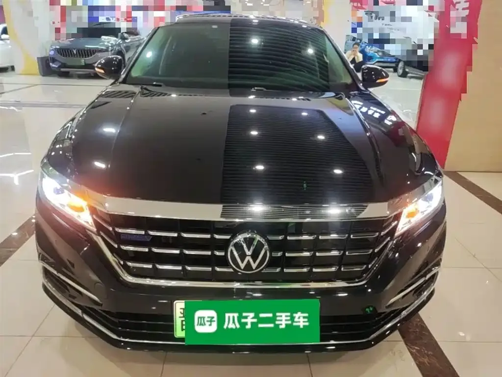 Volkswagen Passat New Energy — фото 5