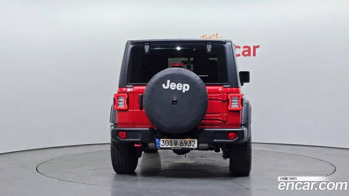 Jeep Wrangler — фото 2