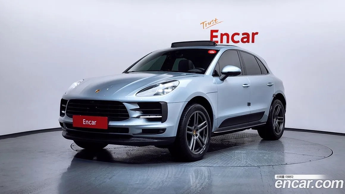 Porsche Macan — фото 1
