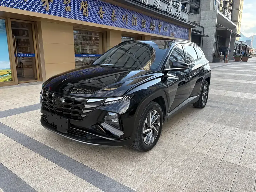 Hyundai Tucson — фото 1
