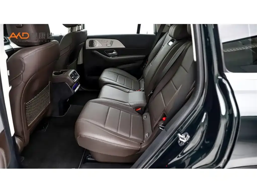 Mercedes-Benz GLS — фото 10