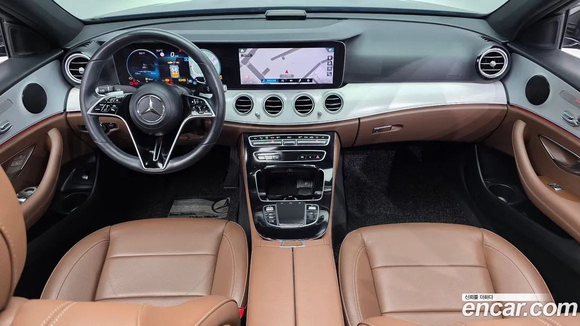 Mercedes-Benz E-Class — фото 10