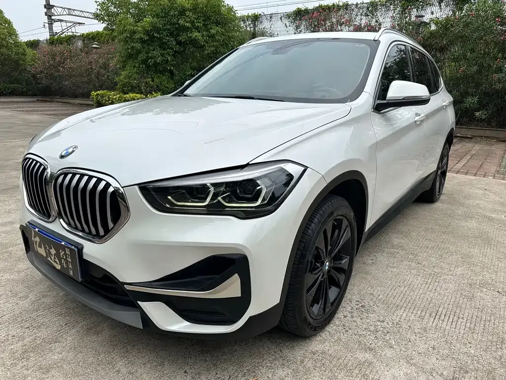BMW X1 — фото 2