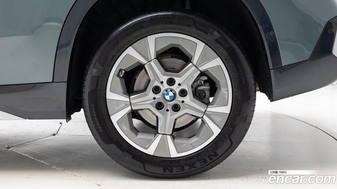 BMW X1 — фото 8
