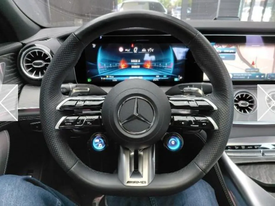 Mercedes-Benz AMG GT — фото 10