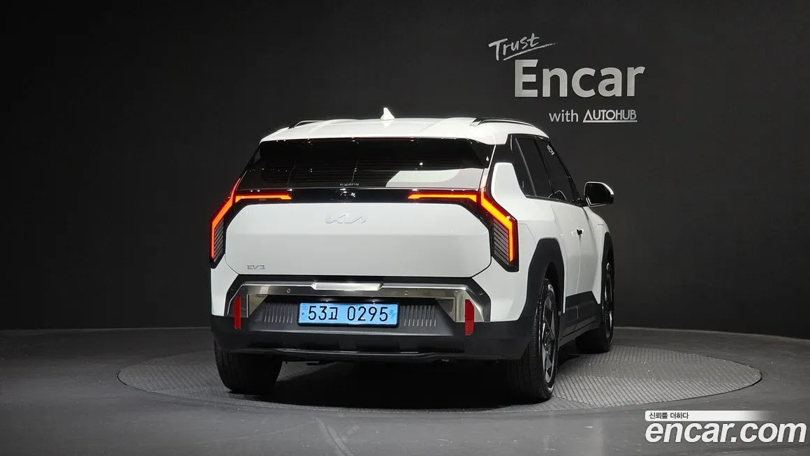 Kia EV3 — фото 2