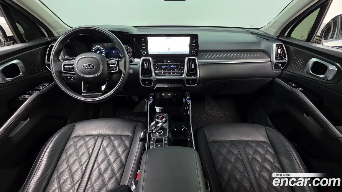 Kia Sorento — фото 7