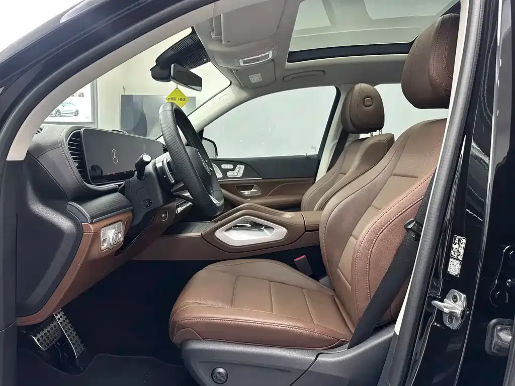 Mercedes-Benz GLS — фото 2