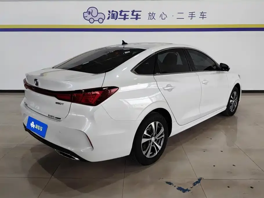 Changan Eado — фото 5