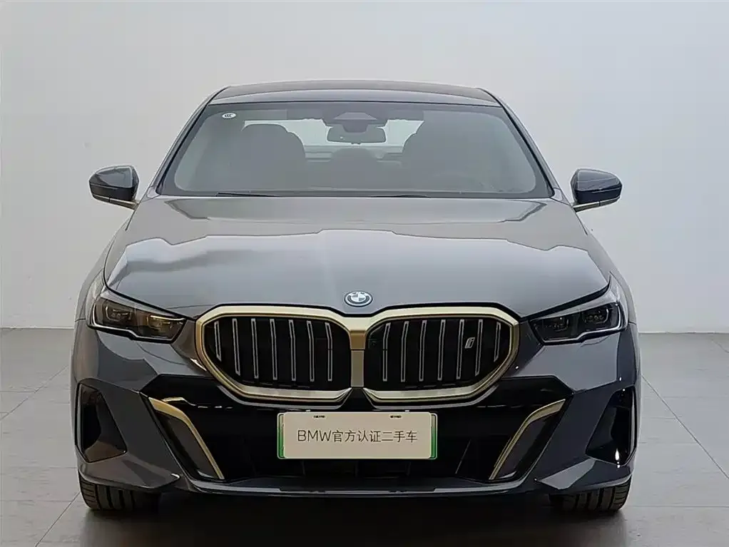 BMW i5 — фото 7