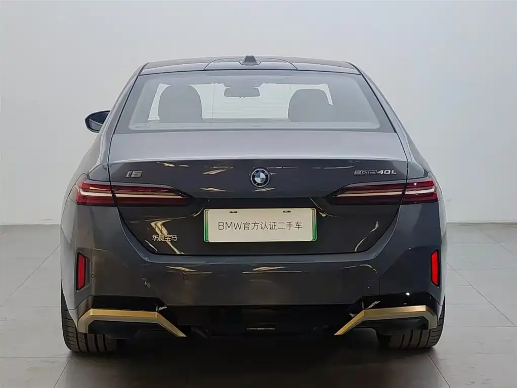 BMW i5 — фото 5